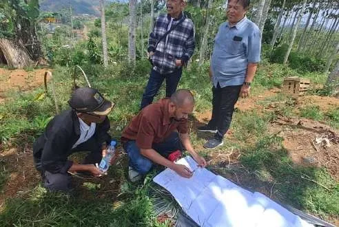 Peninjauan lokasi sengketa lahan